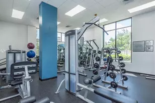 100 Bayview Dr, Sunny Isles Beach, FL 33160 - Photo 44