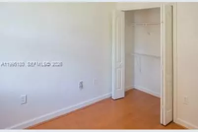 7070 NW 177th St #206-10, Hialeah, FL 33015 - Photo 4