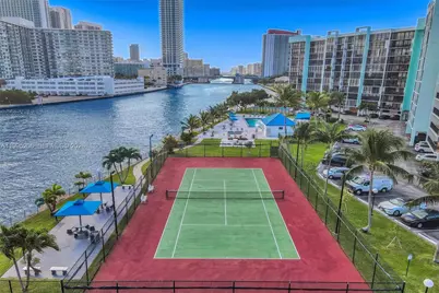 200 Leslie Dr #918, Hallandale Beach, FL 33009 - Photo 14