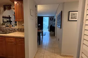 401 Ocean Dr, Miami Beach, FL 33139 - Photo 2