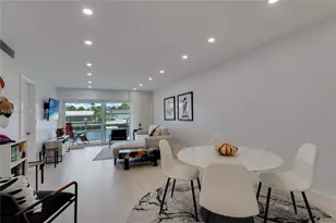455 Paradise Isle Blvd, Hallandale Beach, FL 33009 - Photo 10