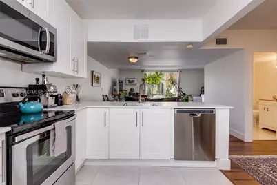 1651 NE 115th St #28C, Miami, FL 33181 - Photo 2