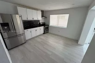 230 E 56th St, Hialeah, FL 33013 - Photo 12