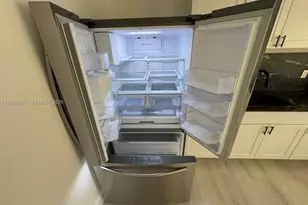 230 E 56th St, Hialeah, FL 33013 - Photo 14