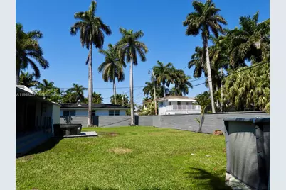 715 Hollywood Blvd, Hollywood, FL 33019 - Photo 22