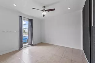 7220 SW 94th Pl, Miami, FL 33173 - Photo 14