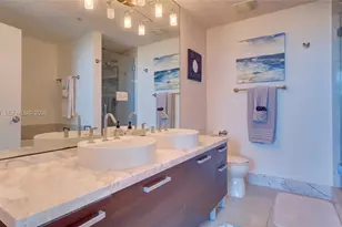 253 NE 2nd St, Miami, FL 33132 - Photo 28