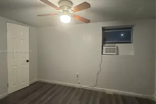 7802 NW 8th Ave, Miami, FL 33150 - Photo 4