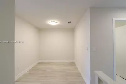 2555 NE 193rd St #2206, Miami, FL 33180 - Photo 12