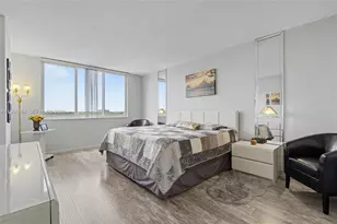 4200 Hillcrest Dr, Hollywood, FL 33021 - Photo 18