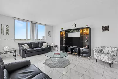 4200 Hillcrest Dr #700, Hollywood, FL 33021 - Photo 8