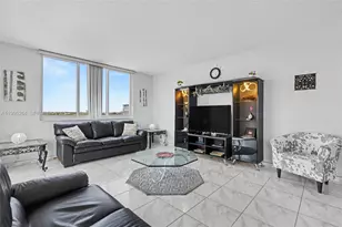 4200 Hillcrest Dr, Hollywood, FL 33021 - Photo 8