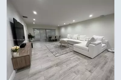 307 Bonnie Brae Way #26, Hollywood, FL 33021 - Photo 8