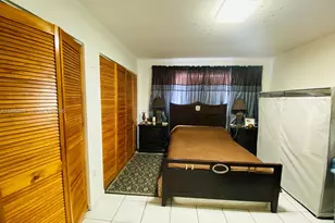 3021 W 76th St, Hialeah, FL 33018 - Photo 16