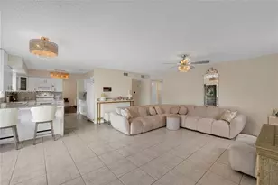 9800 Glacier Dr, Miramar, FL 33025 - Photo 18