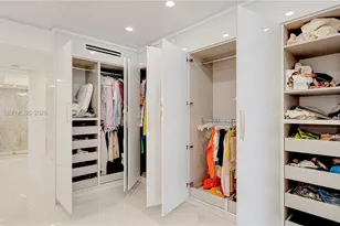 16711 Collins Ave, Sunny Isles Beach, FL 33160 - Photo 54