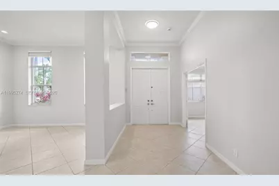 1907 Timberline Rd, Weston, FL 33327 - Photo 2