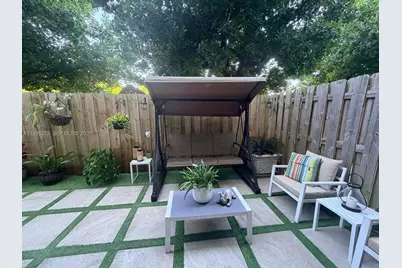 8005 NW 104th Ave Apt#3, Doral, FL 33178 - Photo 10