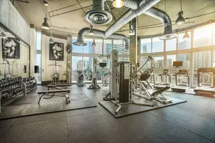 690 SW 1st Ct, Miami, FL 33130 - Photo 14