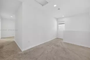 619 NE 5th St, Florida City, FL 33034 - Photo 26