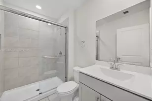 619 NE 5th St, Florida City, FL 33034 - Photo 16