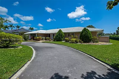 14021 SW 97th Ave, Miami, FL 33176 - Photo 2