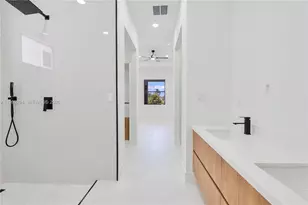 2834 NW 17th Pl, Cape Coral, FL 33993 - Photo 28