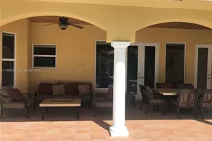 8750 SW 164th St, Palmetto Bay, FL 33157 - Photo 14