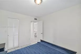250 180th Dr, Sunny Isles Beach, FL 33160 - Photo 24