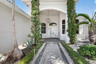 1396 Victoria Isle Dr, Weston, FL 33327 - Photo 2