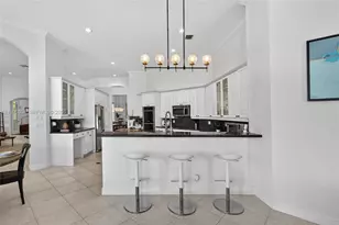 1396 Victoria Isle Dr, Weston, FL 33327 - Photo 36