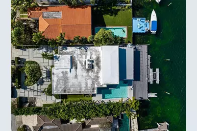 1055 Stillwater Dr, Miami Beach, FL 33141 - Photo 40