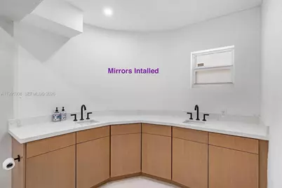 1055 Stillwater Dr, Miami Beach, FL 33141 - Photo 20