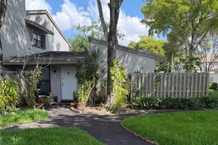 10669 SW 113th Pl, Miami, FL 33176 - Photo 1