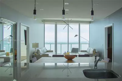 888 Biscayne Blvd #5207, Miami, FL 33132 - Photo 4