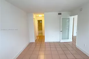 1665 Bay Rd, Miami Beach, FL 33139 - Photo 14