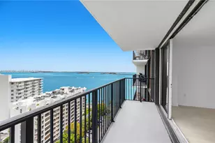 1450 Brickell Bay Dr, Miami, FL 33131 - Photo 4
