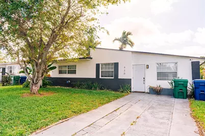 920 NW 84th St, Miami, FL 33150 - Photo 1