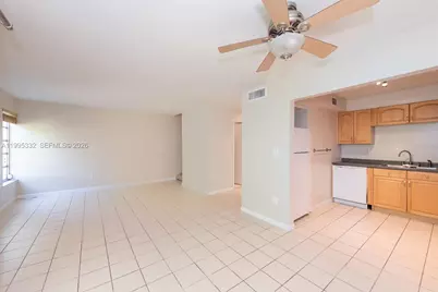 5838 SW 74th Ter #314, South Miami, FL 33143 - Photo 8