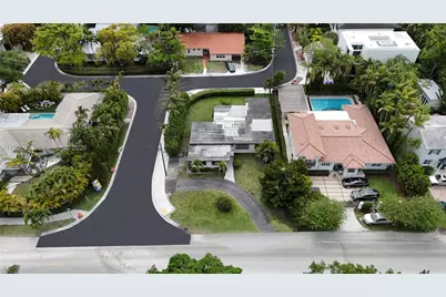 1630 S Bayshore Dr, Miami, FL 33133 - Photo 6
