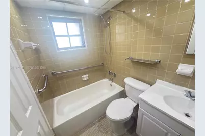 437 NW 57th Ave #19S, Miami, FL 33126 - Photo 6