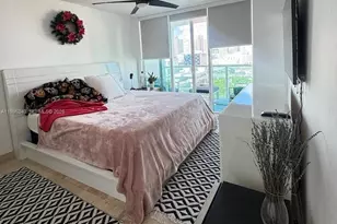 31 SE 5th St, Miami, FL 33131 - Photo 10