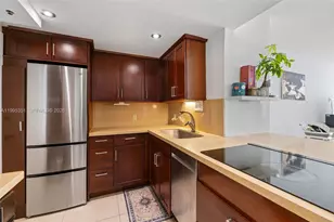 1000 West Ave, Miami Beach, FL 33139 - Photo 22