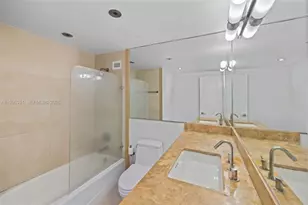 1000 West Ave, Miami Beach, FL 33139 - Photo 12