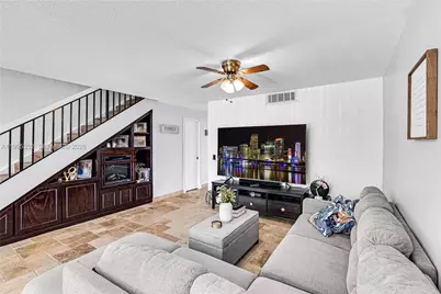 1424 NW 113th Way, Pembroke Pines, FL 33026 - Photo 8