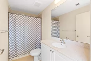 3340 NE 190th St, Aventura, FL 33180 - Photo 20