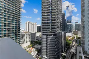 1080 Brickell Ave, Miami, FL 33131 - Photo 32