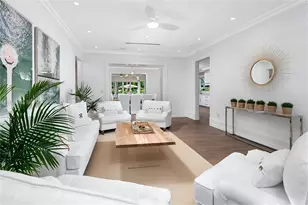 2575 Pine Tree Dr, Miami Beach, FL 33140 - Photo 4