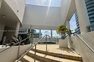 60 SW 13th St, Miami, FL 33130 - Photo 24