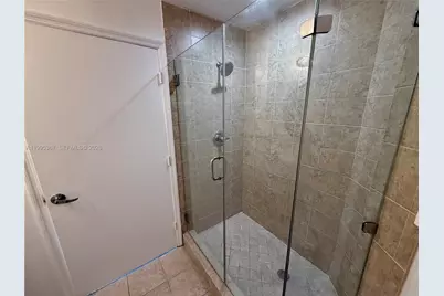 60 SW 13th St #4018, Miami, FL 33130 - Photo 10